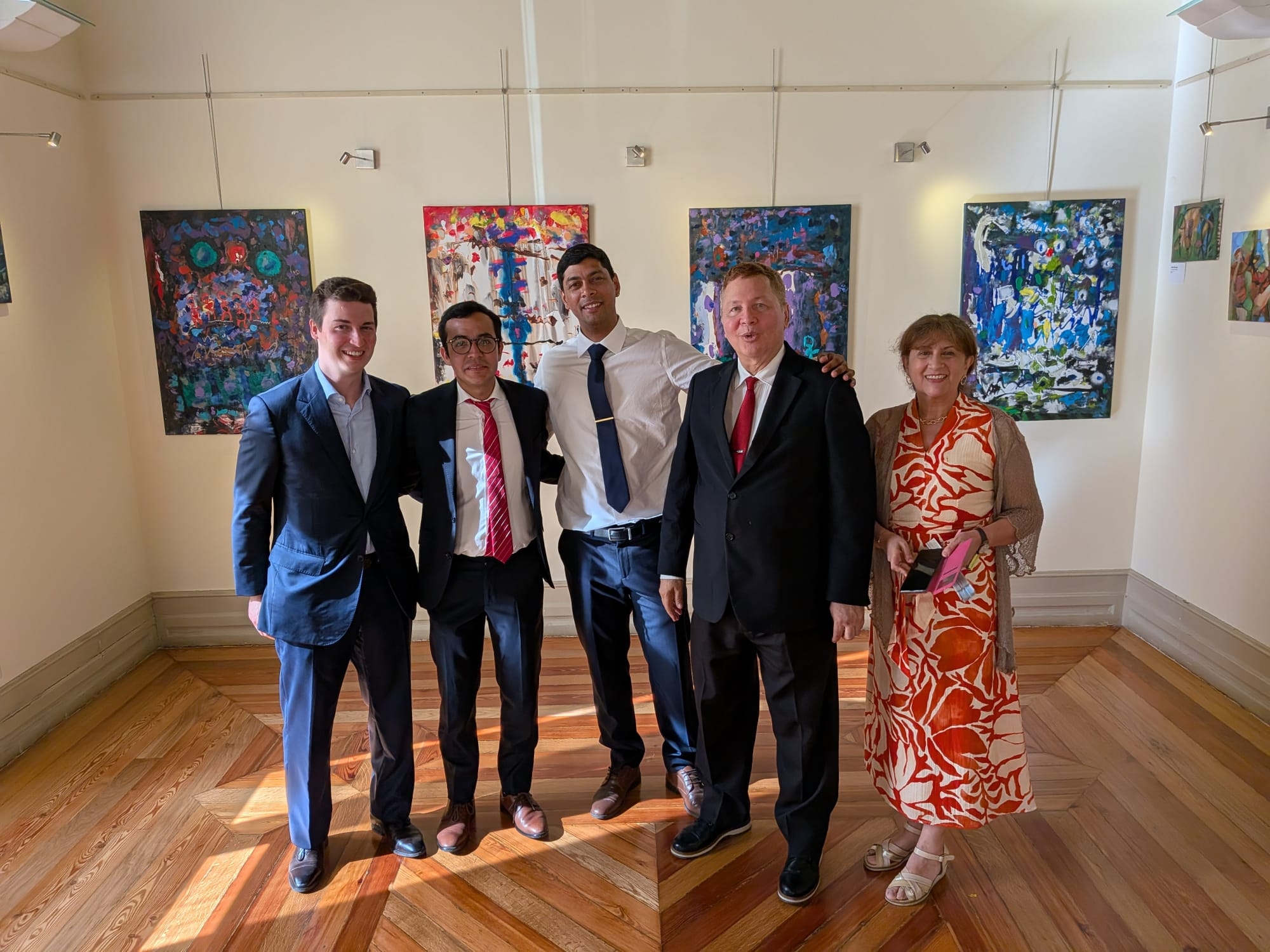 Los vínculos entre el Caribe y la Amazonia visibilizados a través de la exposición colectiva 'Arte joven del Caribe' que inauguró la Embajada de Colombia en Portugal