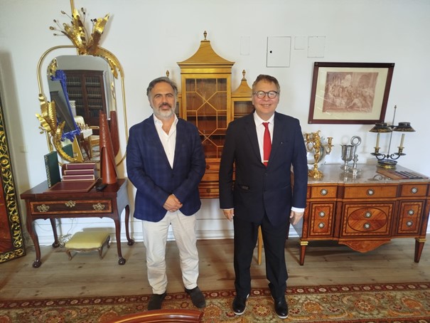 Embajador de Colombia en Portugal realizó visita de trabajo a la Fundación Cultural Fress  