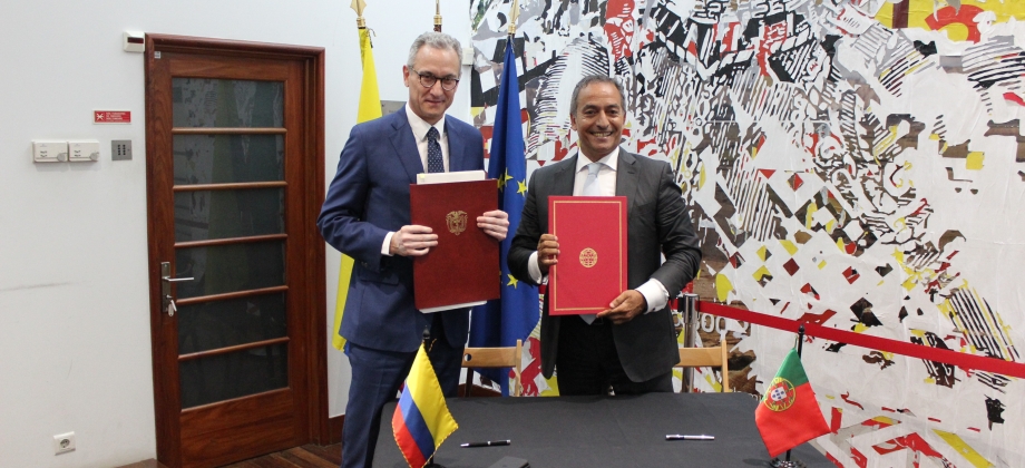 La Embajada de Colombia en Lisboa participó en la firma del primer Programa de Cooperación entre Colombia y Portugal 
