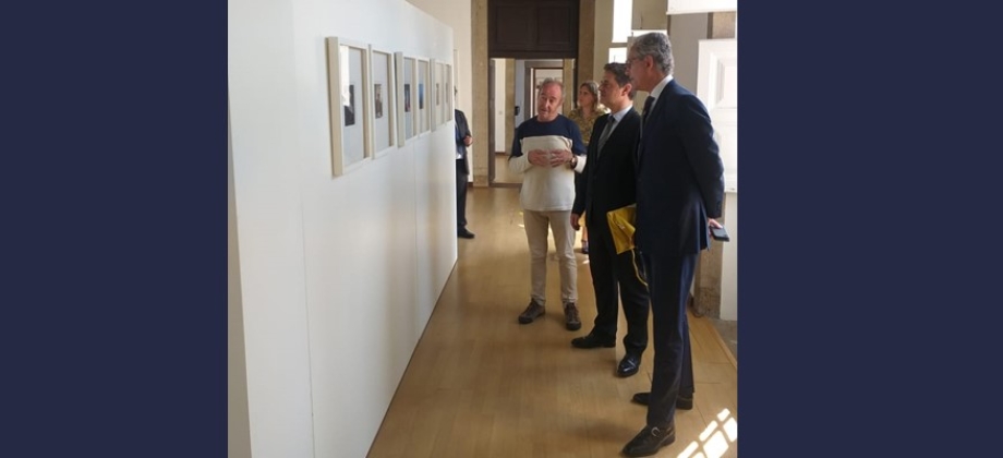 La Embajada de Colombia en Portugal presentó la obra del fotógrafo colombiano Mateo Arciniegas en el festival “Encontros da Imagem”