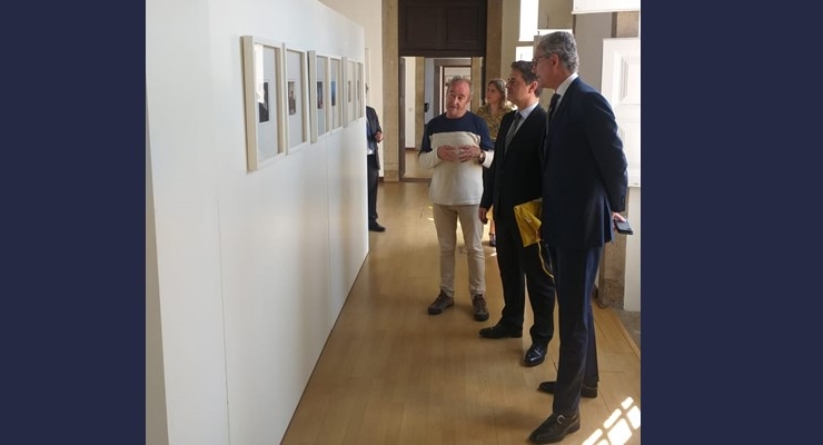 La Embajada de Colombia en Portugal presentó la obra del fotógrafo colombiano Mateo Arciniegas en el festival “Encontros da Imagem”